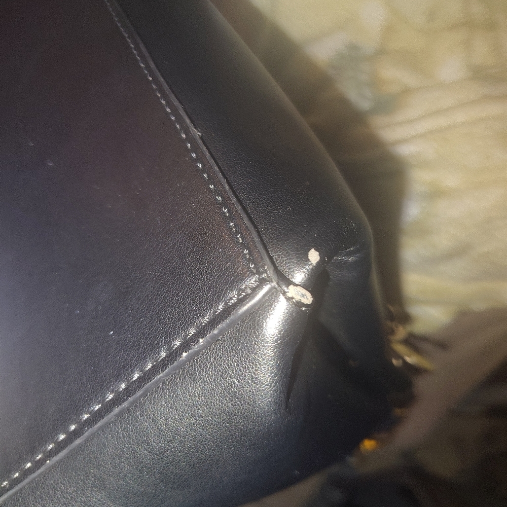 GUESS Black Chain-Accent Crossbody Bag - Picture 9 of 10